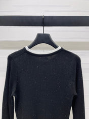 CHANEL 25S SWEATER STYLE 209