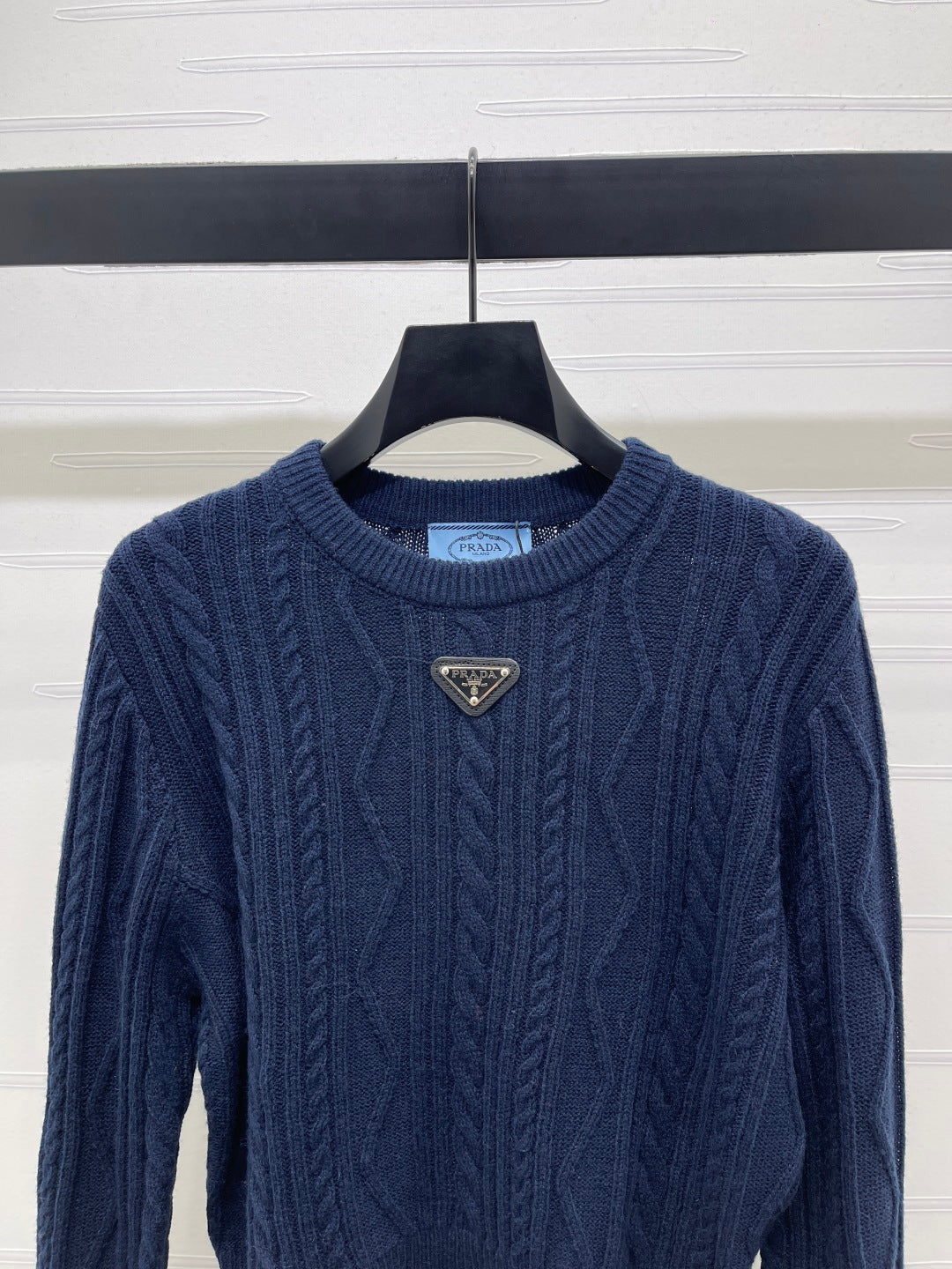 PRADA 25S KNIT SWEATER 221