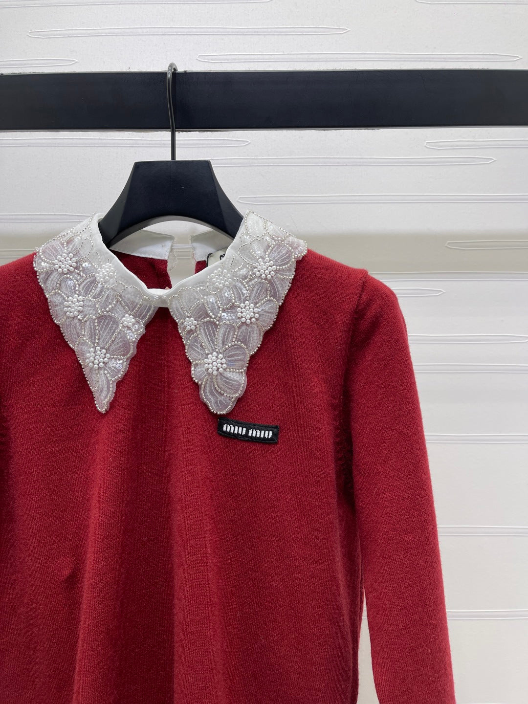 MIUMIU LACE-COLLAR SWEATER STYLE 817