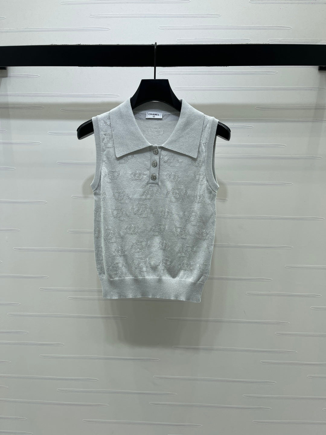 CHANEL 26S SLEEVELESS KNIT POLO TOP 1337