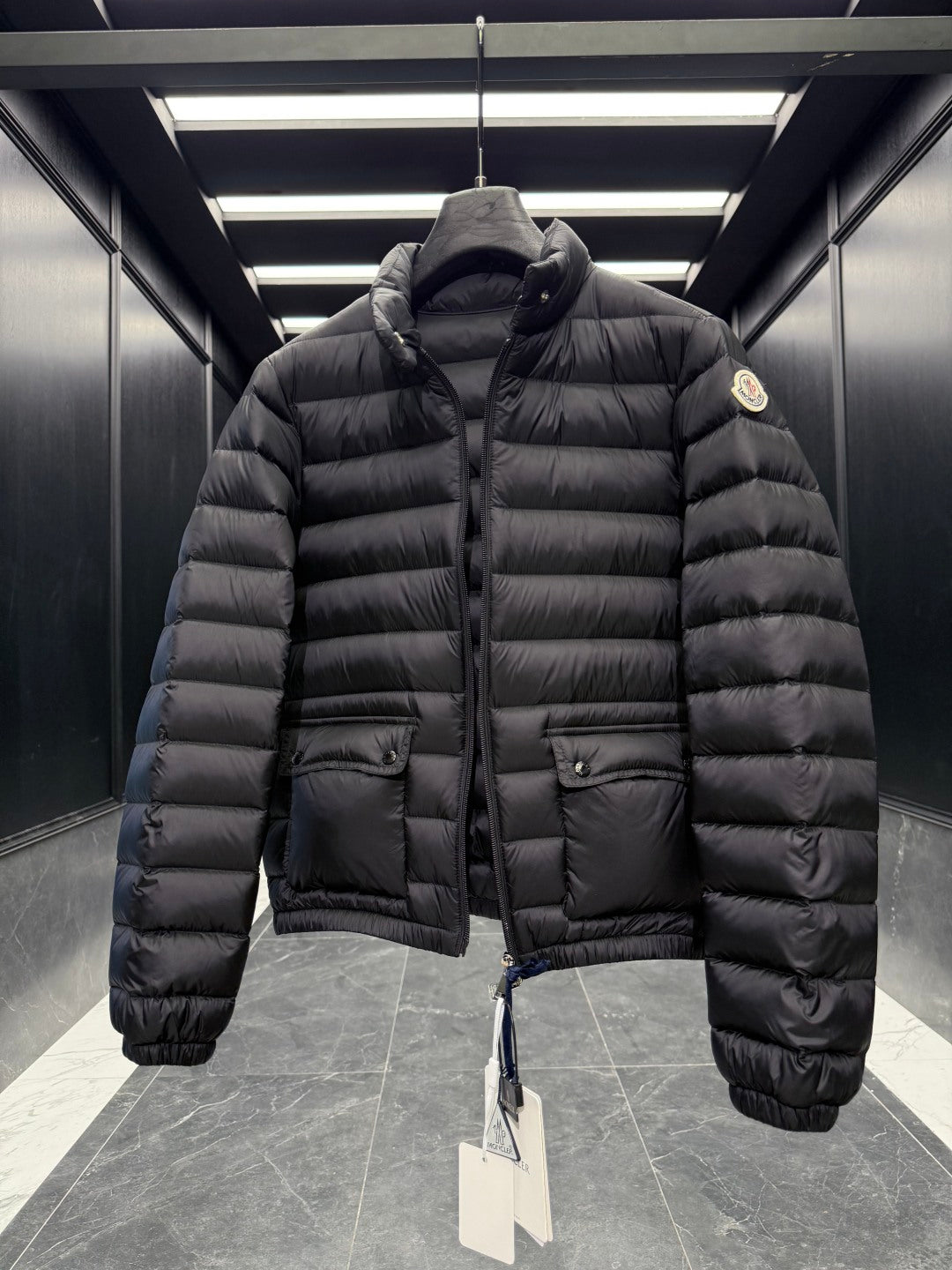 MONCLER 25S JACKET IN BLACK 021