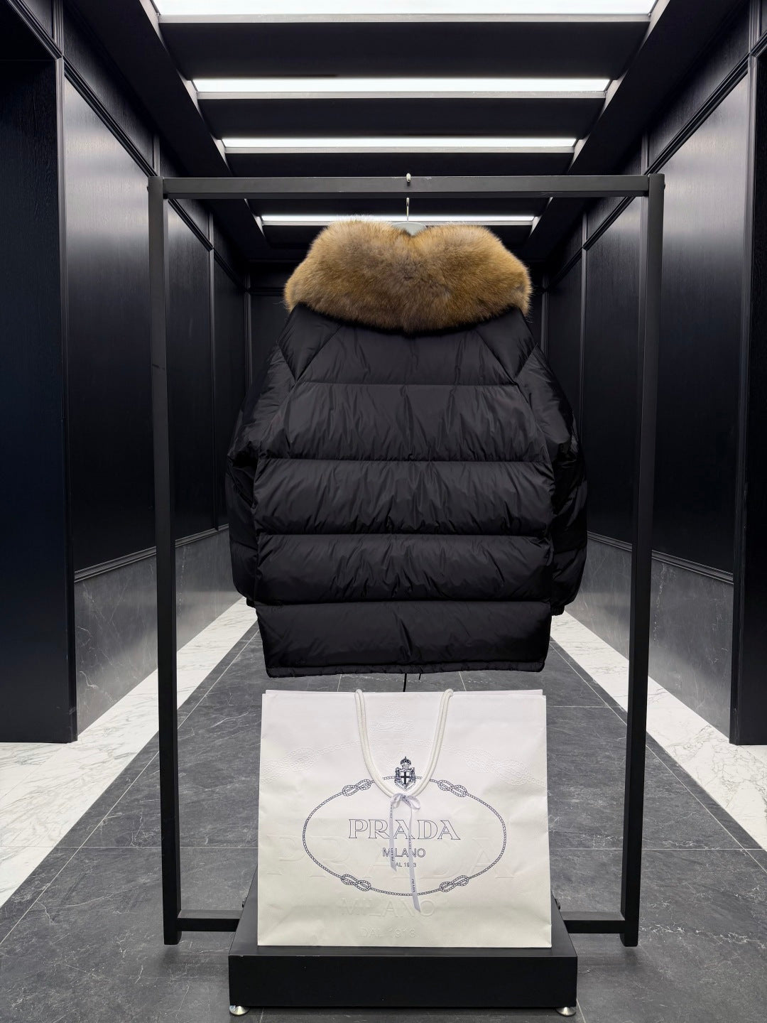 PRADA 26S PREMIUM DOWN JACKET 663