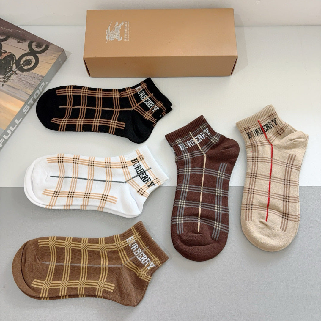 BURBERRY 26S ANKLE SOCKS 562569 (1 BOX)
