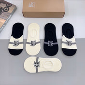 BURBERRY 26S NO-SHOW SOCKS 564681 (1 BOX)