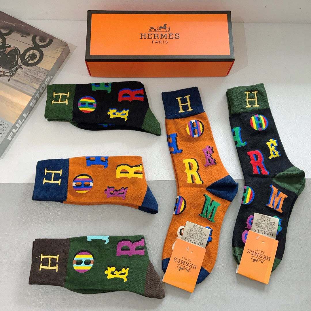 HERMES 26S CREW SOCKS 567935 (1 BOX)