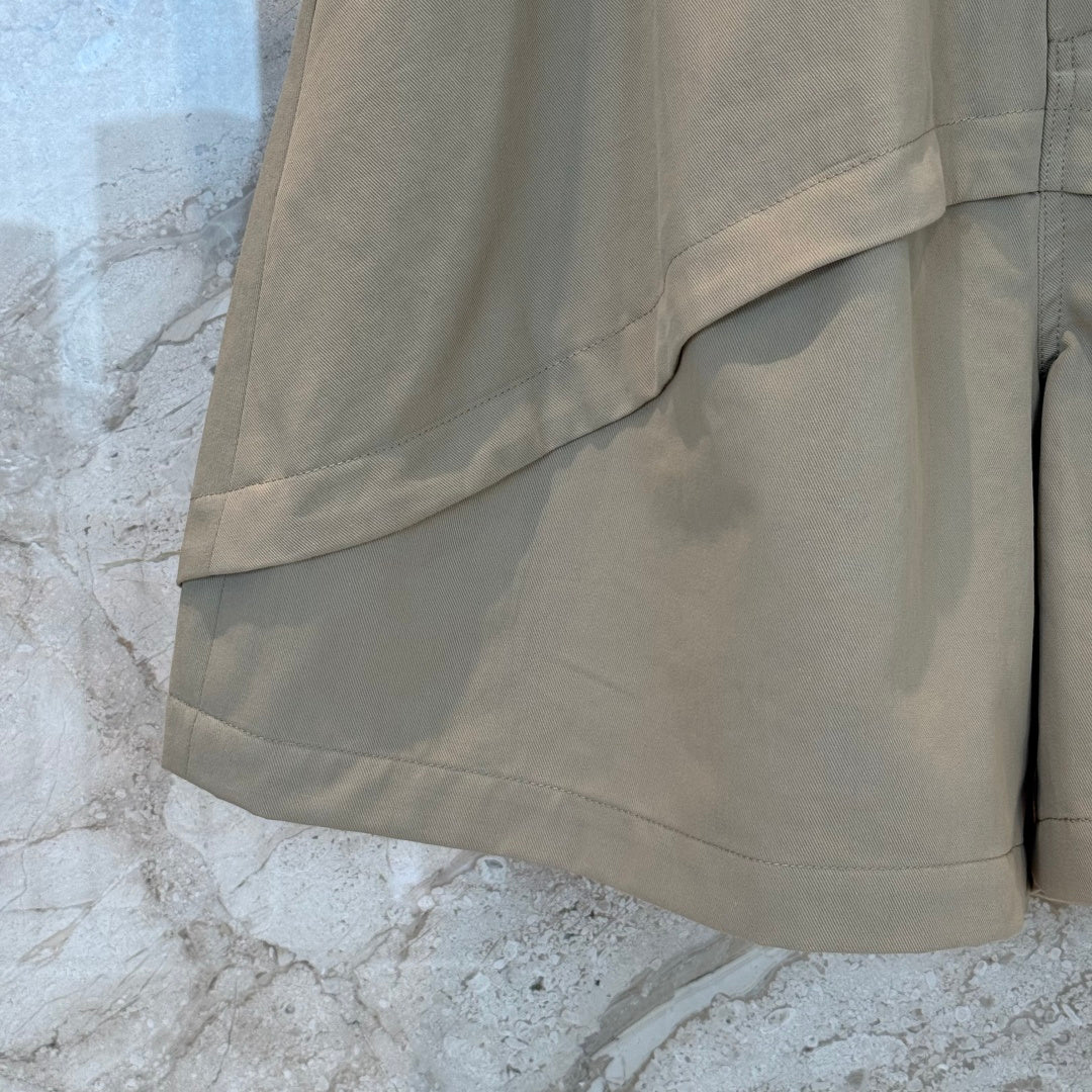LOEWE 26S KHAKI SHORTS 446