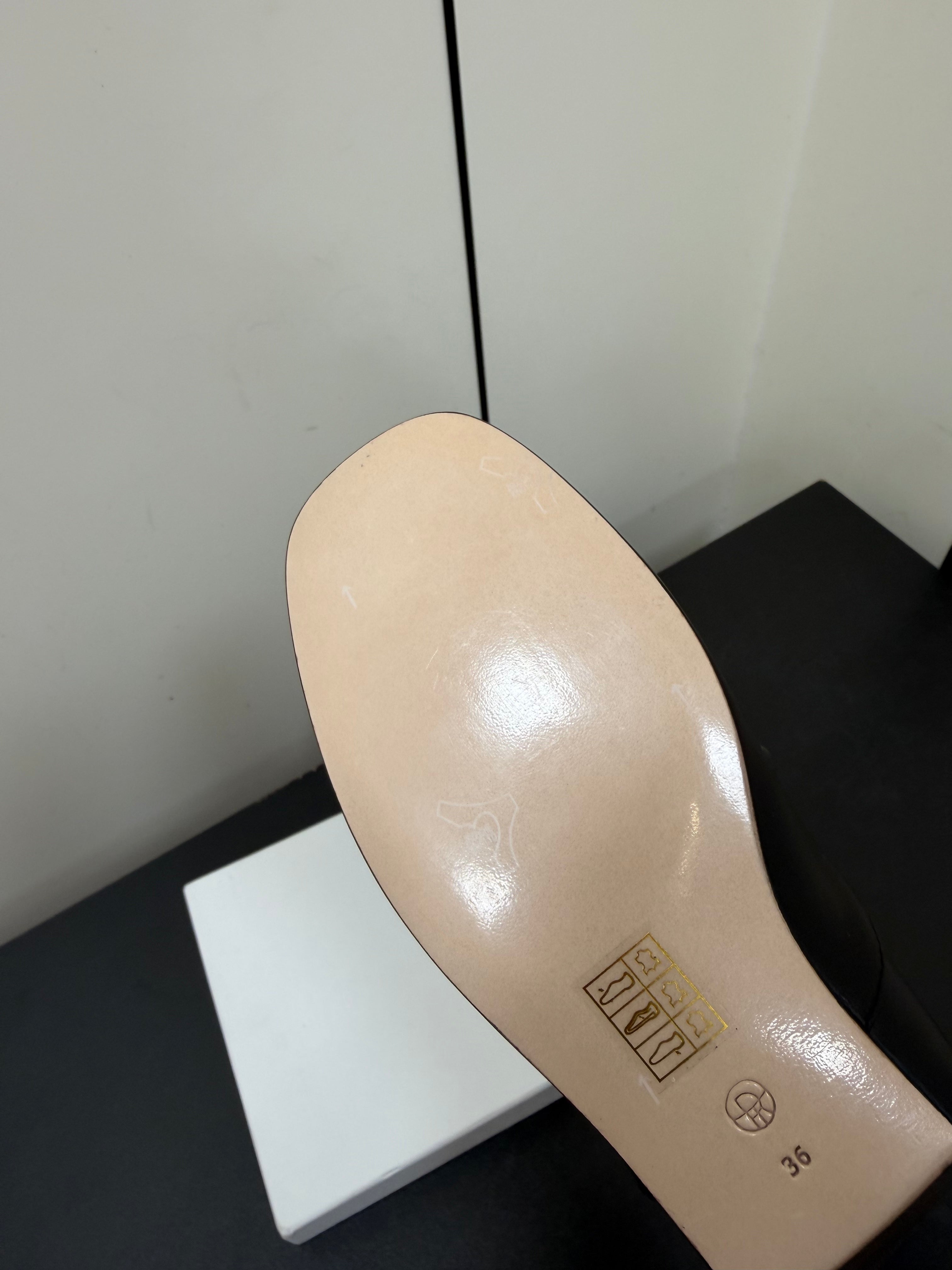 THE ROW 26S LACE UP DERBY FLATS IN BLACK CALFSKIN  WITH SQUARE TOE