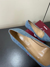GUCCI 26S POINTED TOE PUMPS 85MM IN LIGHT BLUE DENIM GG MONOGRAM