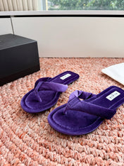 ALAIA 26S THONG SANDALS IN DARK PURPLE VELVET