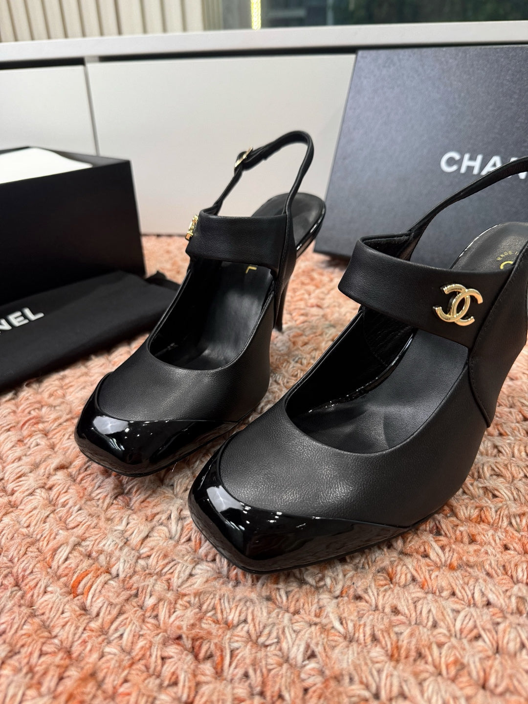 CHANEL 26S SQUARE TOE HIGH HEELS SLINGBACKS IN BLACK LAMBSKIN WITH TOE
