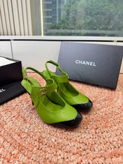 CHANEL 26S SQUARE TOE HIGH HEELS SLINGBACKS IN GREEN LAMBSKIN WITH BLACK TOE