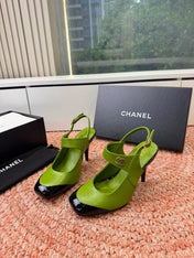 CHANEL 26S SQUARE TOE HIGH HEELS SLINGBACKS IN GREEN LAMBSKIN WITH BLACK TOE