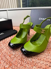 CHANEL 26S SQUARE TOE HIGH HEELS SLINGBACKS IN GREEN LAMBSKIN WITH BLACK TOE