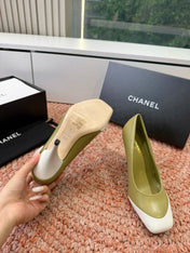 CHANEL 26S SQUARE TOE HIGH HEELS IN OLIVE GREEN LAMBSKIN WITH WHITE TOE