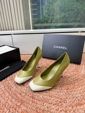 CHANEL 26S SQUARE TOE HIGH HEELS IN OLIVE GREEN LAMBSKIN WITH WHITE TOE