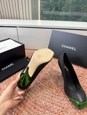 CHANEL 26S SQUARE TOE HIGH HEELS IN BLACK LAMBSKIN WITH GREEN TOE