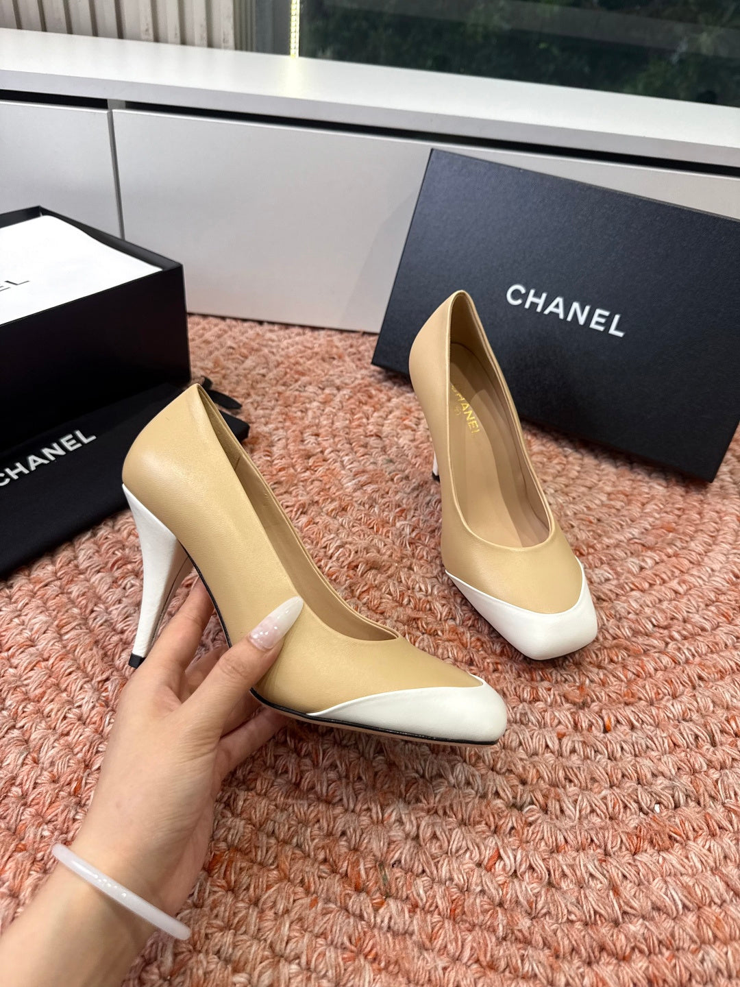 CHANEL 26S SQUARE TOE HIGH HEELS IN BEIGE LAMBSKIN WITH WHITE TOE