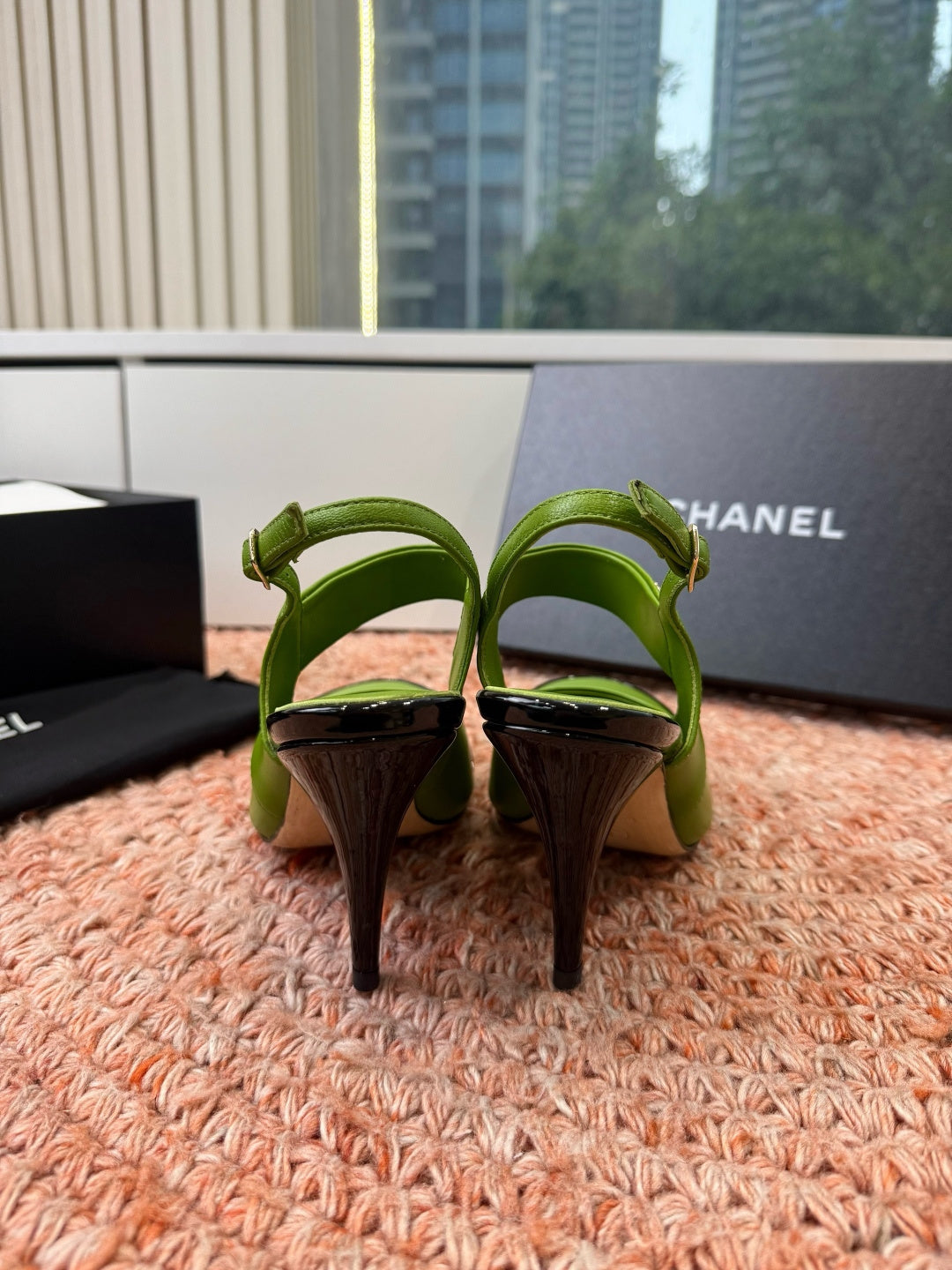 CHANEL 26S SQUARE TOE HIGH HEELS SLINGBACKS IN GREEN LAMBSKIN WITH BLACK TOE
