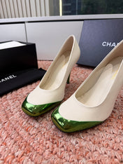 CHANEL 26S SQUARE TOE HIGH HEELS IN WHITE LAMBSKIN WITH GREEN TOE