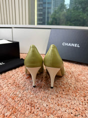 CHANEL 26S SQUARE TOE HIGH HEELS IN OLIVE GREEN LAMBSKIN WITH WHITE TOE