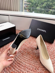 CHANEL 26S HIGH HEELS IN OFF WHITE SMOOTH LAMBSKIN