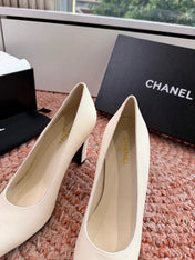 CHANEL 26S HIGH HEELS IN OFF WHITE SMOOTH LAMBSKIN