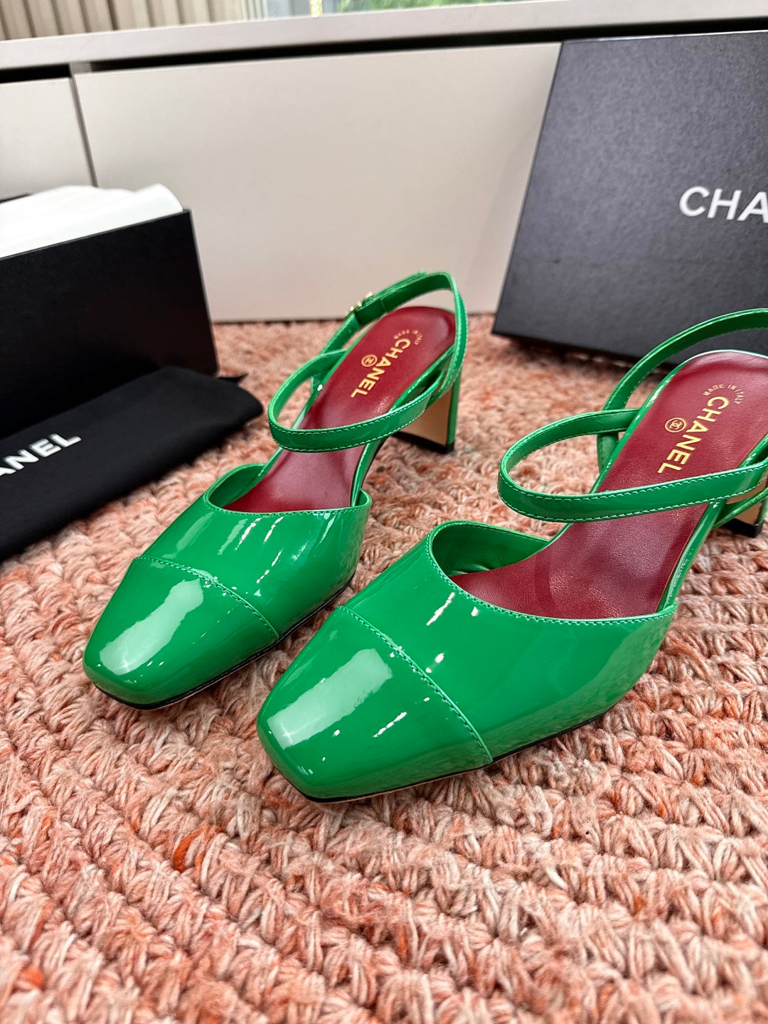 CHANEL 26S SQUARE TOE HIGH HEELS SLINGBACKS IN GREEN CALFSKIN