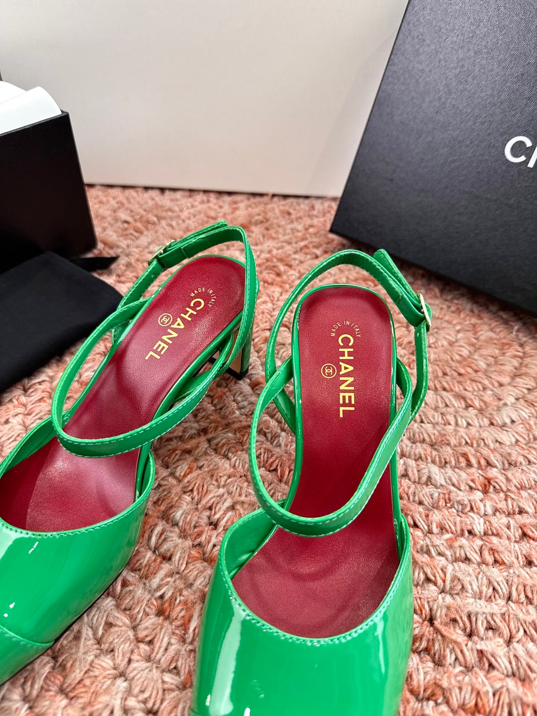 CHANEL 26S SQUARE TOE HIGH HEELS SLINGBACKS IN GREEN CALFSKIN