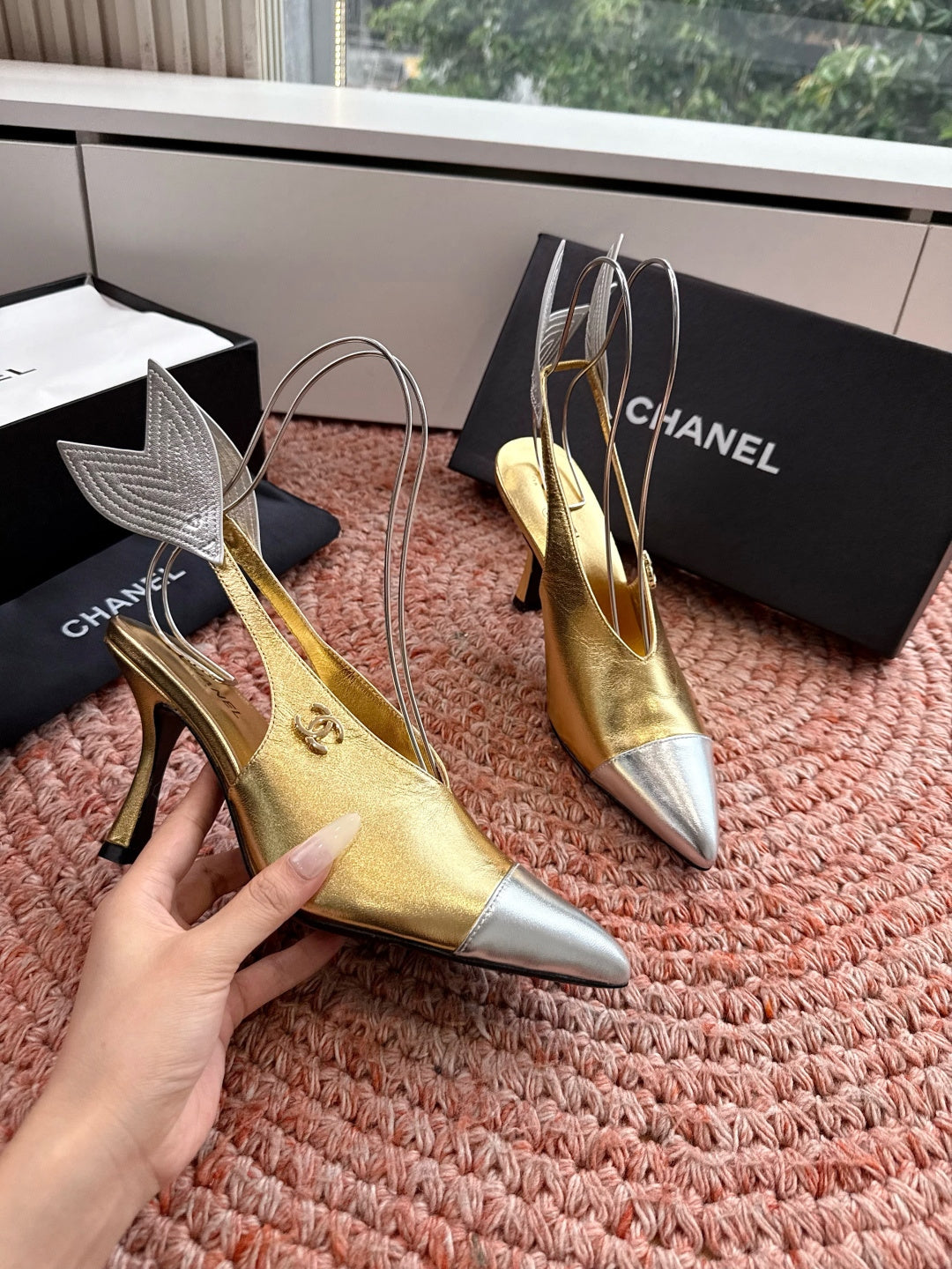 CHANEL 26S POINTED TOE HIGH HEEL SLINGBACKS IN GOLD MIX SILVER LAMBSKIN WITH FLORAL APPLIQUE