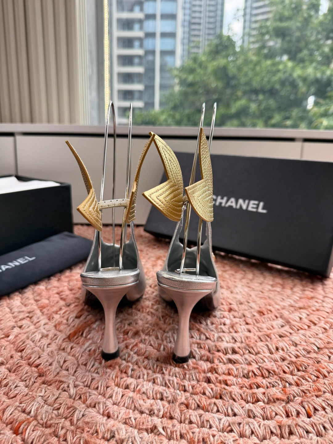 CHANEL 26S POINTED TOE HIGH HEEL SLINGBACKS IN GOLD AND SILVER LAMBSKIN WITH FLORAL APPLIQUE