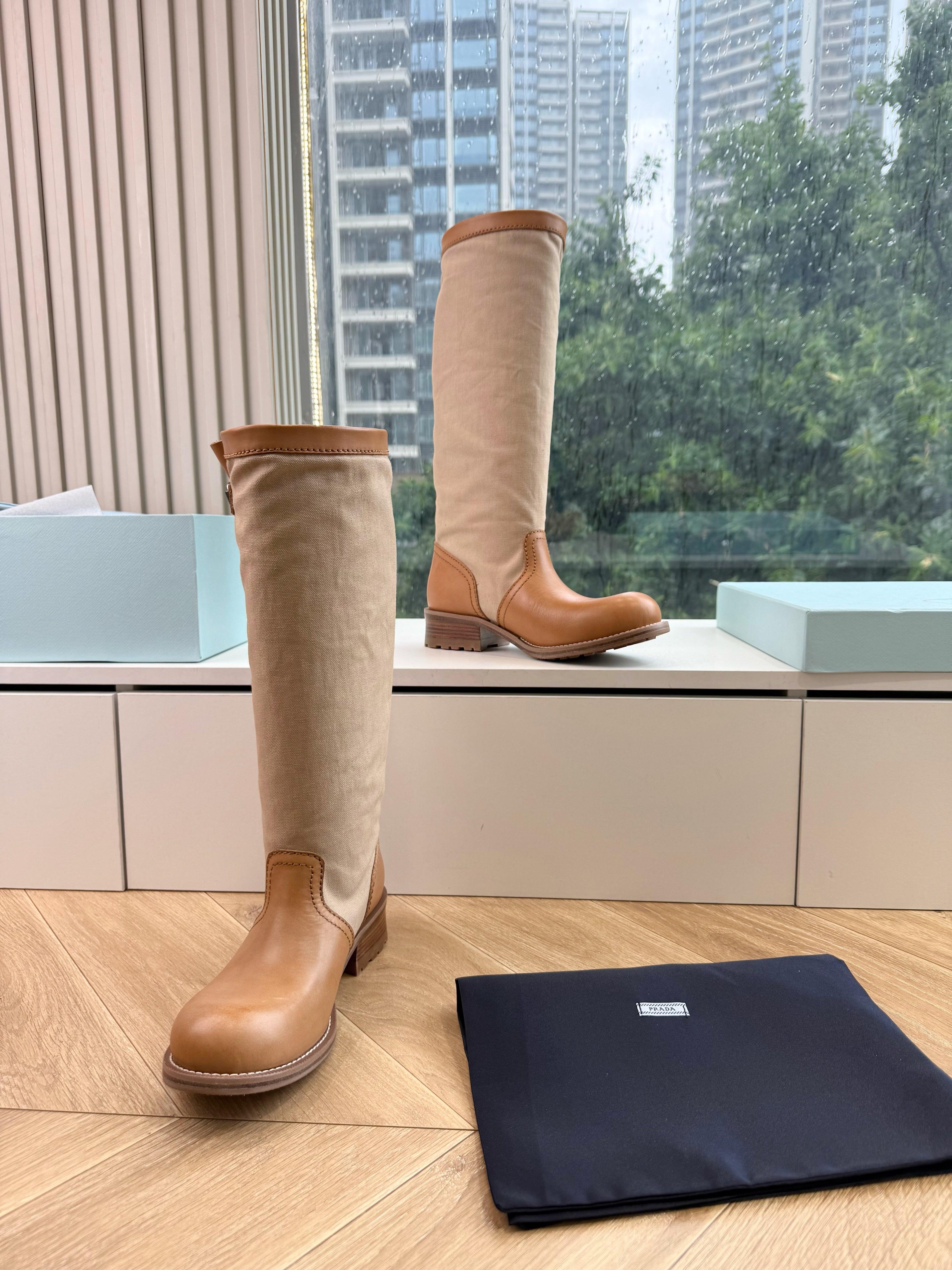 PRADA 26S BIKER BOOTS IN BEIGE CANVAS AND COGNAC BROWN CALFSKIN