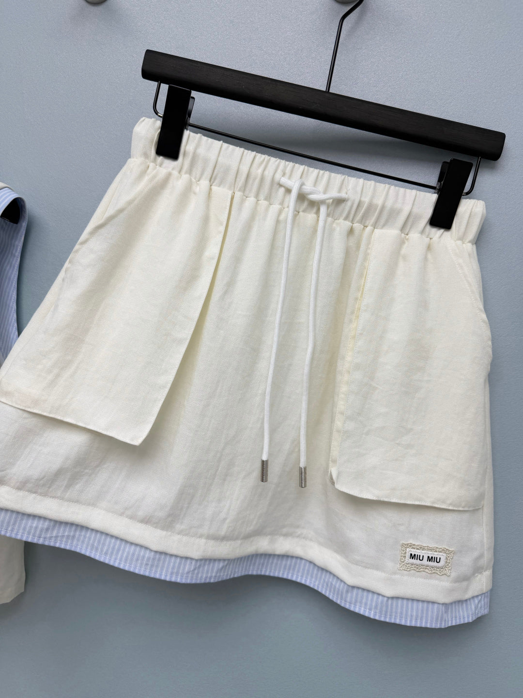 MIUMIU 26S TOP AND SKIRT SET STYLE 1083