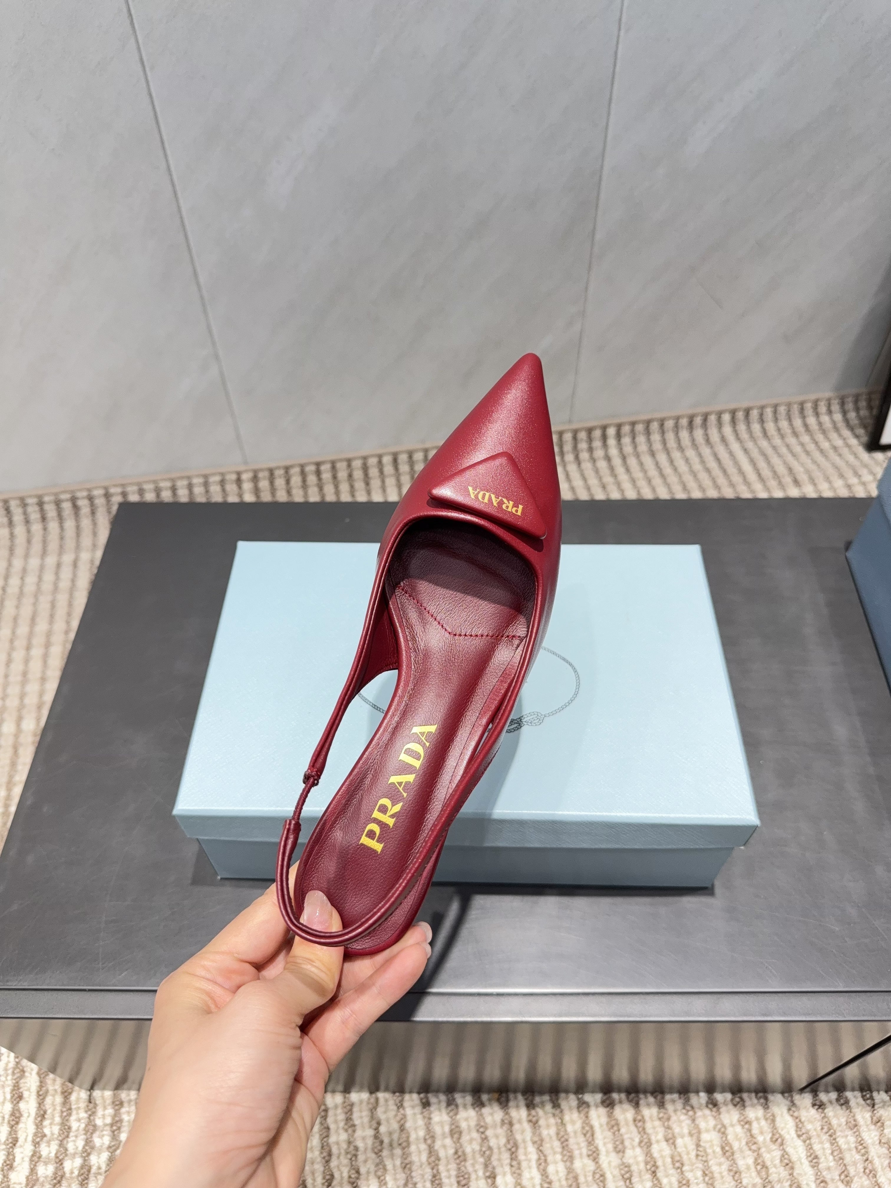 PRADA 26S POINTED TOE SLINGBACK HIGH HEELS 55MM IN DEEP WINE RED SHEEPSKIN WITH LOGO