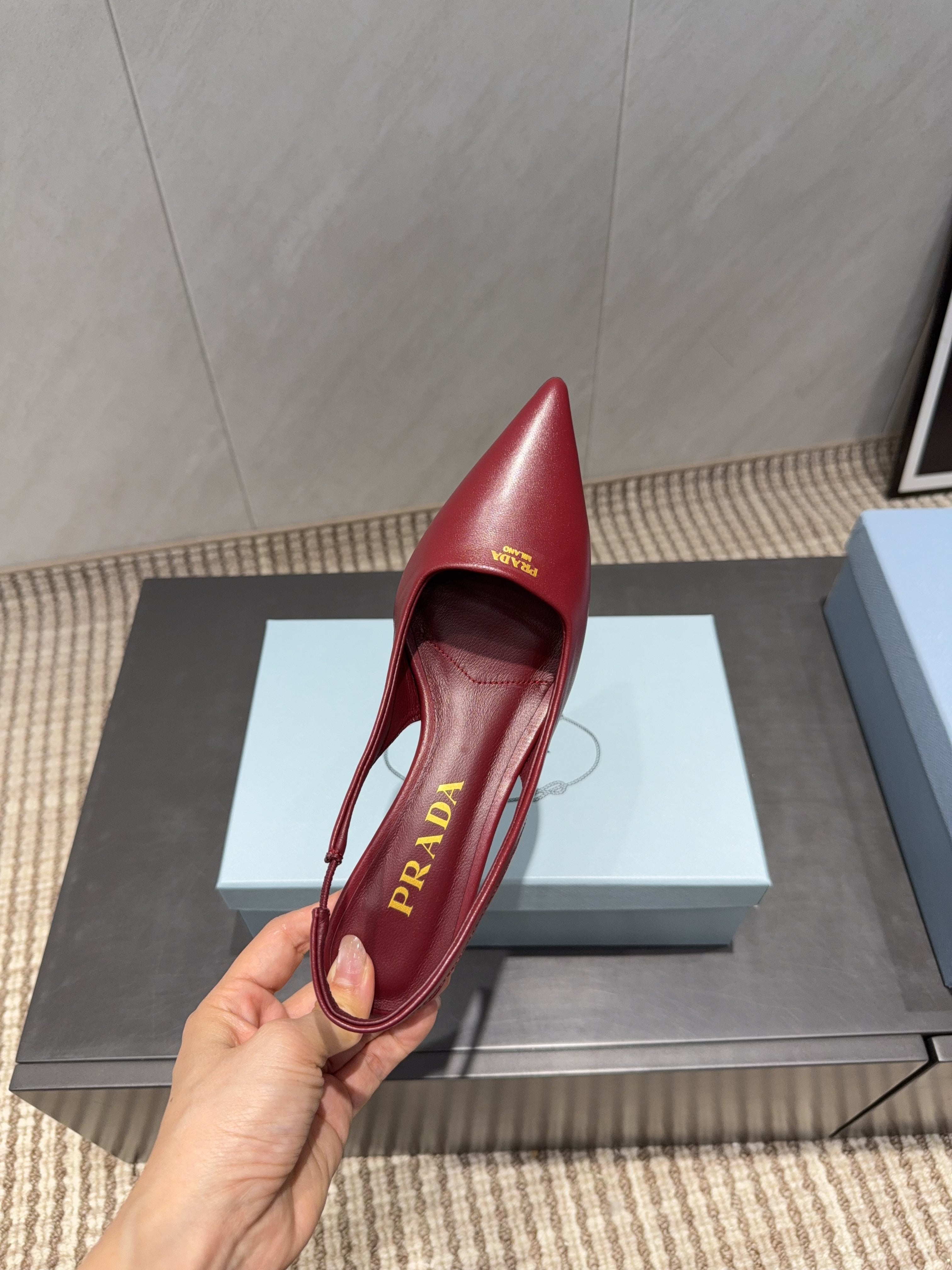 PRADA 26S POINTED TOE SLINGBACK HIGH HEELS 55MM IN DARK RED SHEEPSKIN