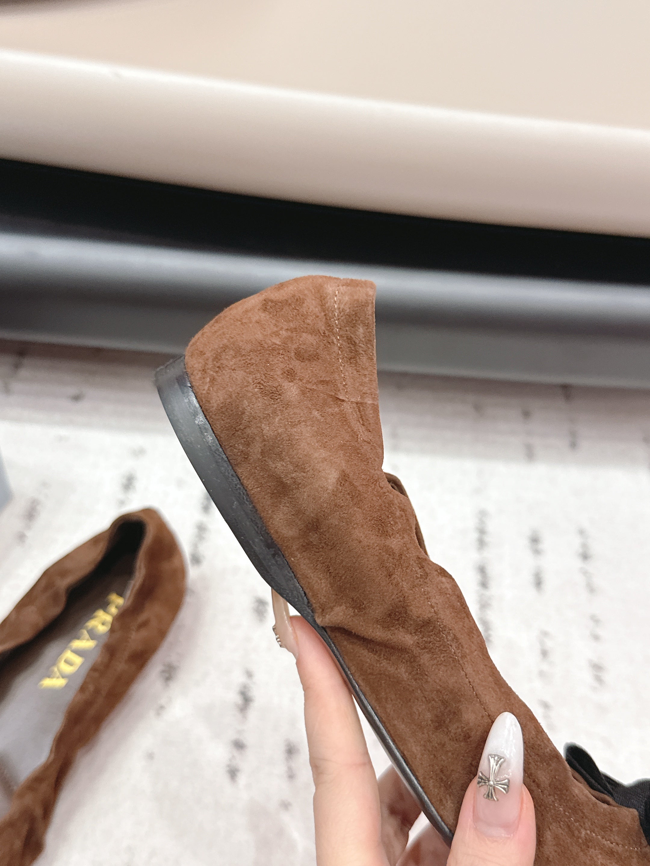 PRADA 26S ROUND TOE FLATS WITH BOW IN DARK BROWN SUEDE