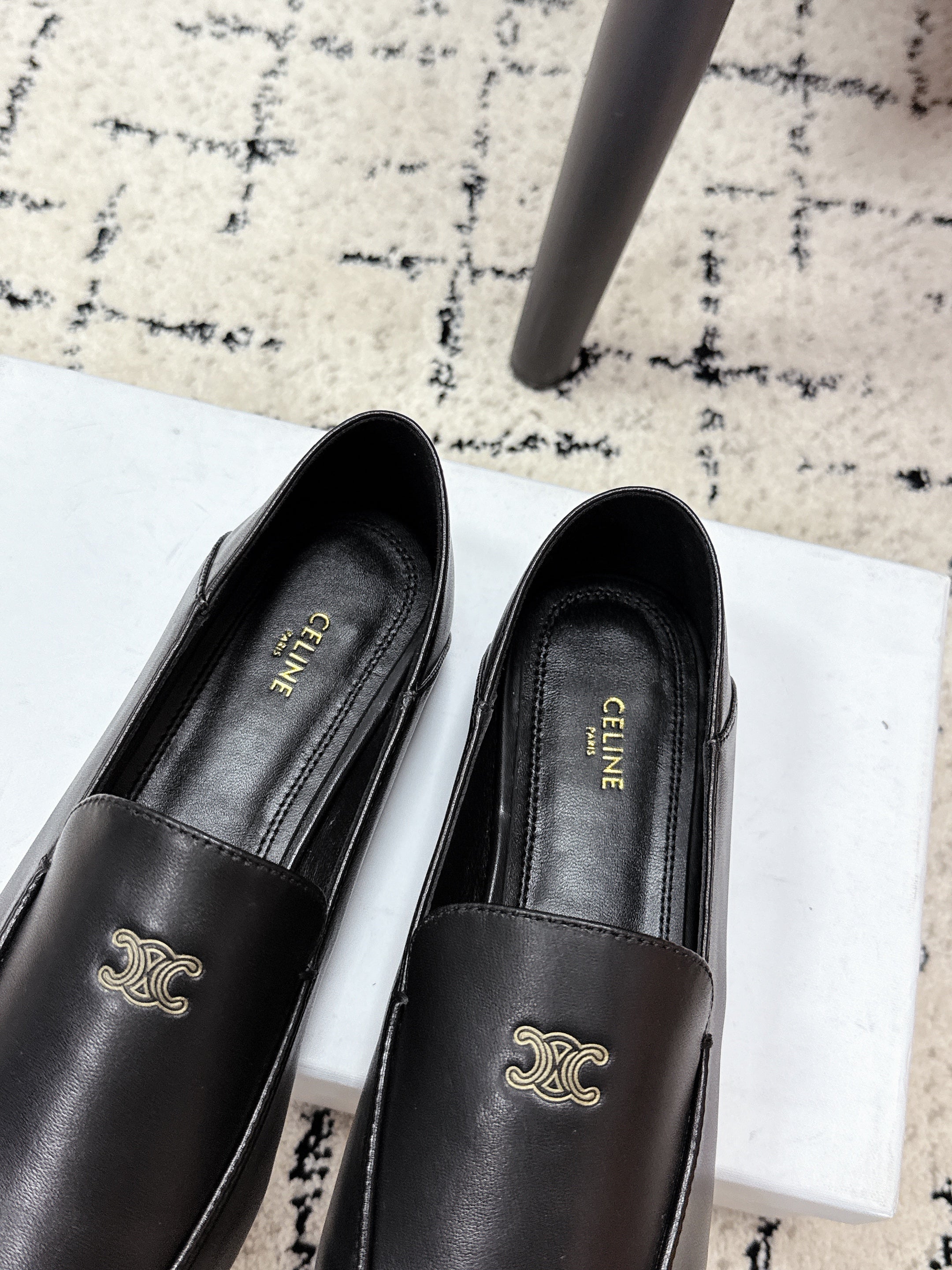CELINE 26S AURA TRIOMPHE LOAFERS IN BLACK LAMBSKIN