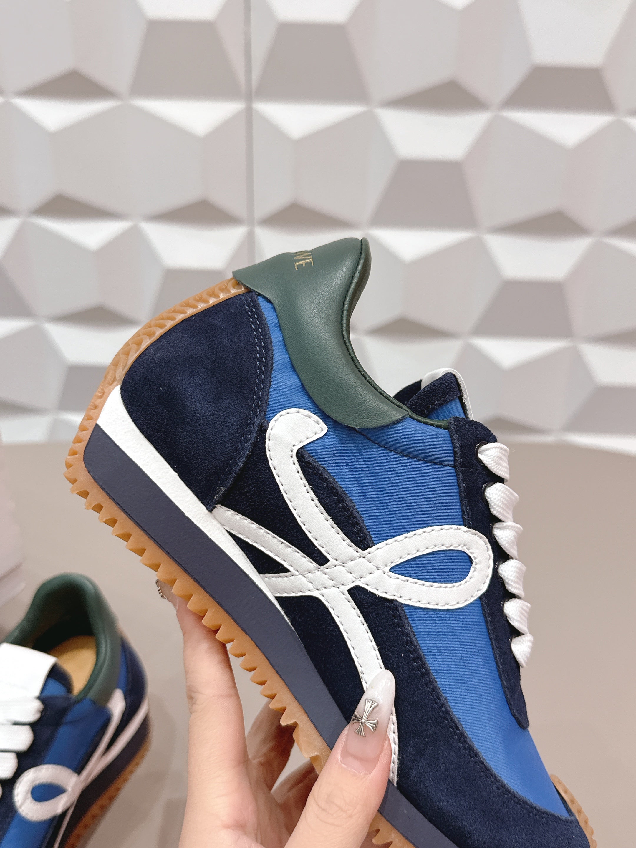 LOEWE 26S FLOW RUNNER SNEAKER IN NAVY AND BLUE SUEDE AND CALFSKIN