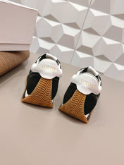 LOEWE 26S FLOW RUNNER SNEAKER IN BLACK SUEDE AND WHITE CALFSKIN