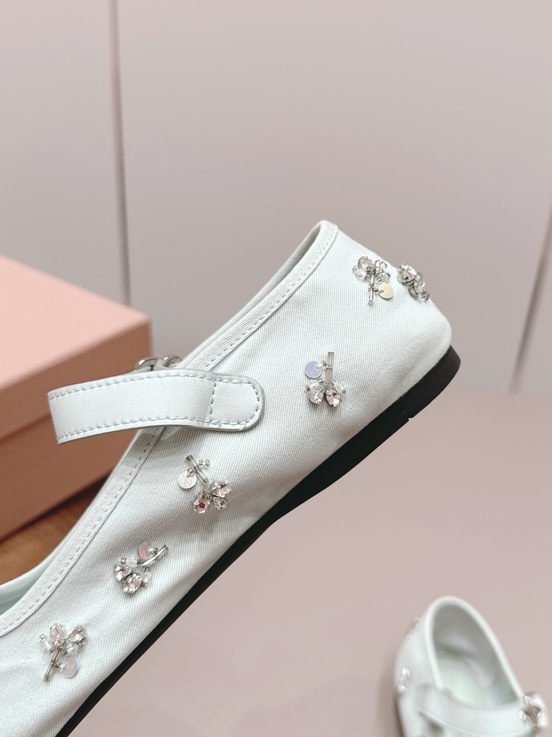MIUMIU 26S MARY JANE BALLET FLATS IN WHITE FABRIC CRYSTAL EMBELLISHED