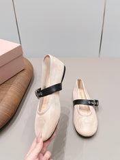 MIUMIU 26S BALLERINAS IN BEIGE MESH AND BLACK CALFSKIN