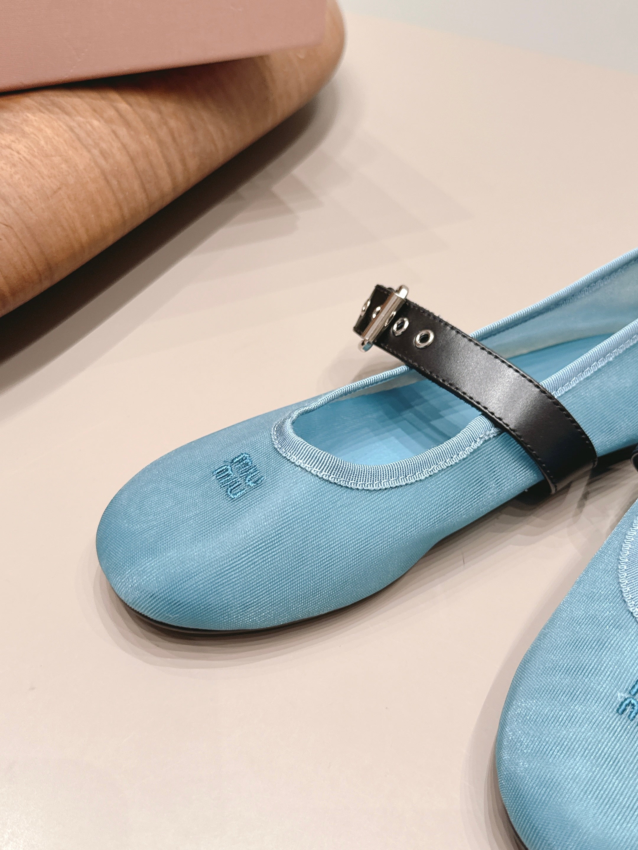 MIUMIU 26S BALLERINAS IN BLUE MESH AND BLACK CALFSKIN