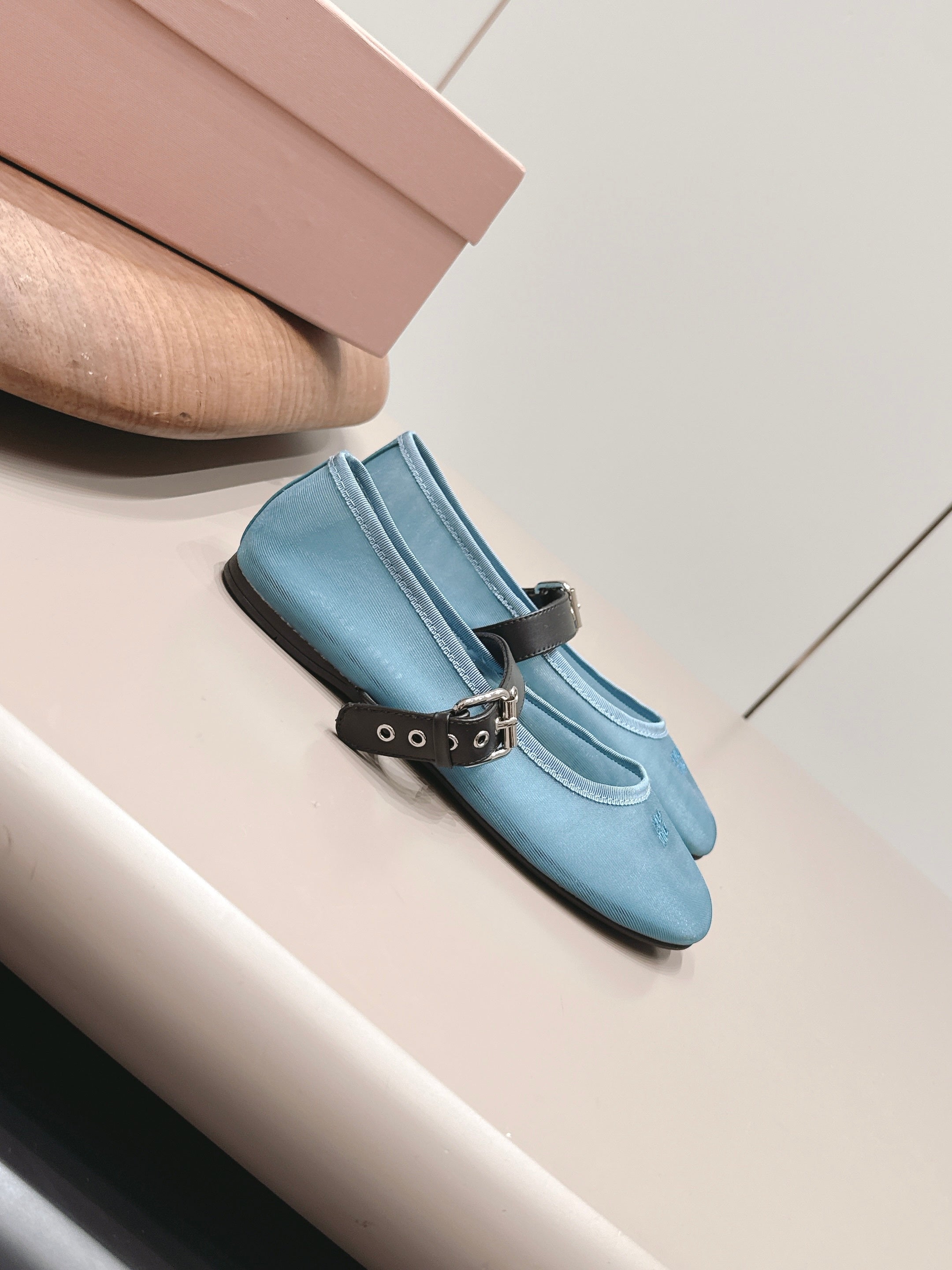 MIUMIU 26S BALLERINAS IN BLUE MESH AND BLACK CALFSKIN