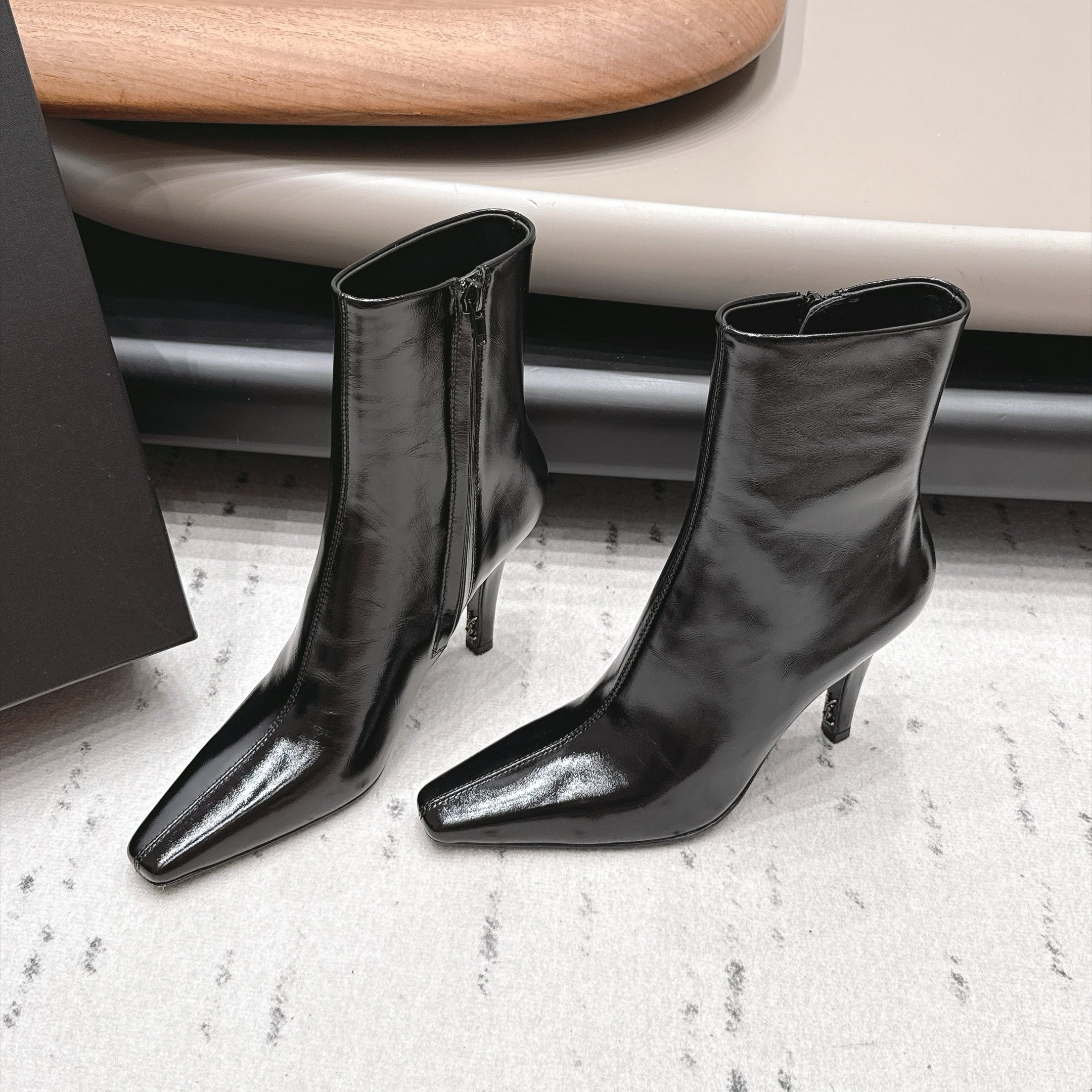 YSL 26S ANKLE BOOTS 80 MM IN BLACK GLOSSY CALFSKIN