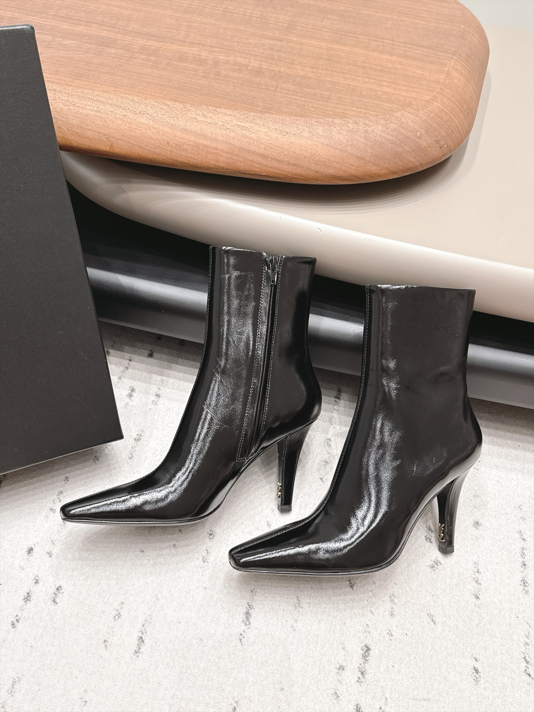 YSL 26S ANKLE BOOTS 80 MM IN BLACK GLOSSY CALFSKIN