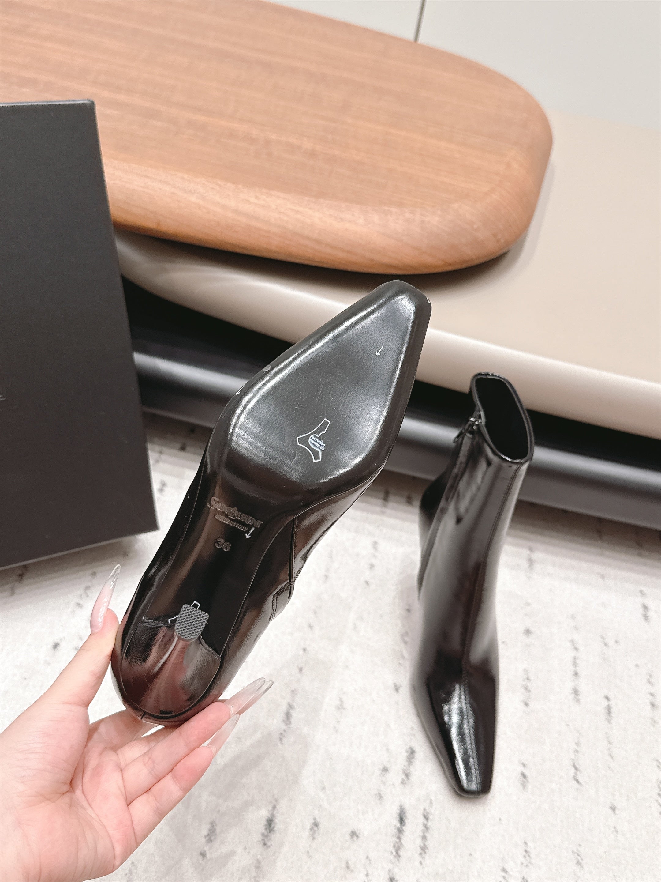 YSL 26S ANKLE BOOTS 80 MM IN BLACK GLOSSY CALFSKIN