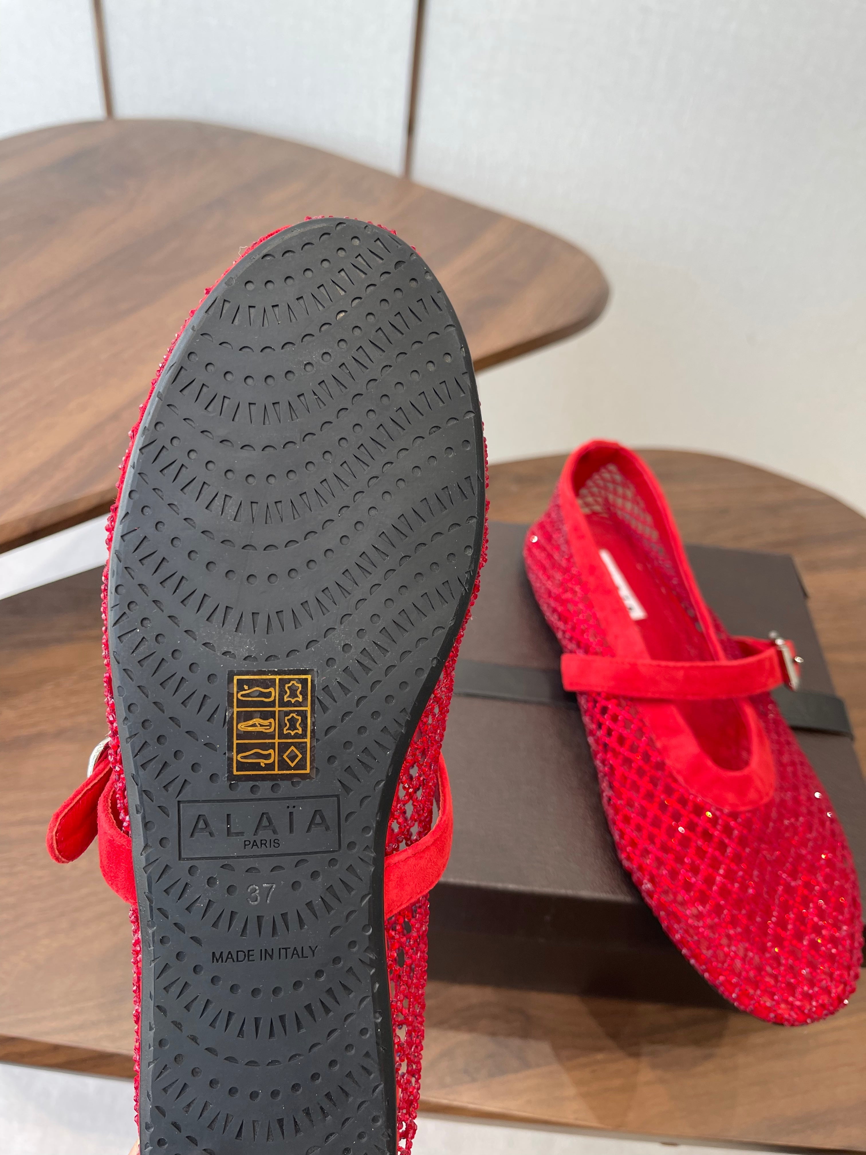 ALAIA 26S MESH FLATS IN RED SUEDE RHINESTONE-EMBELLISHED