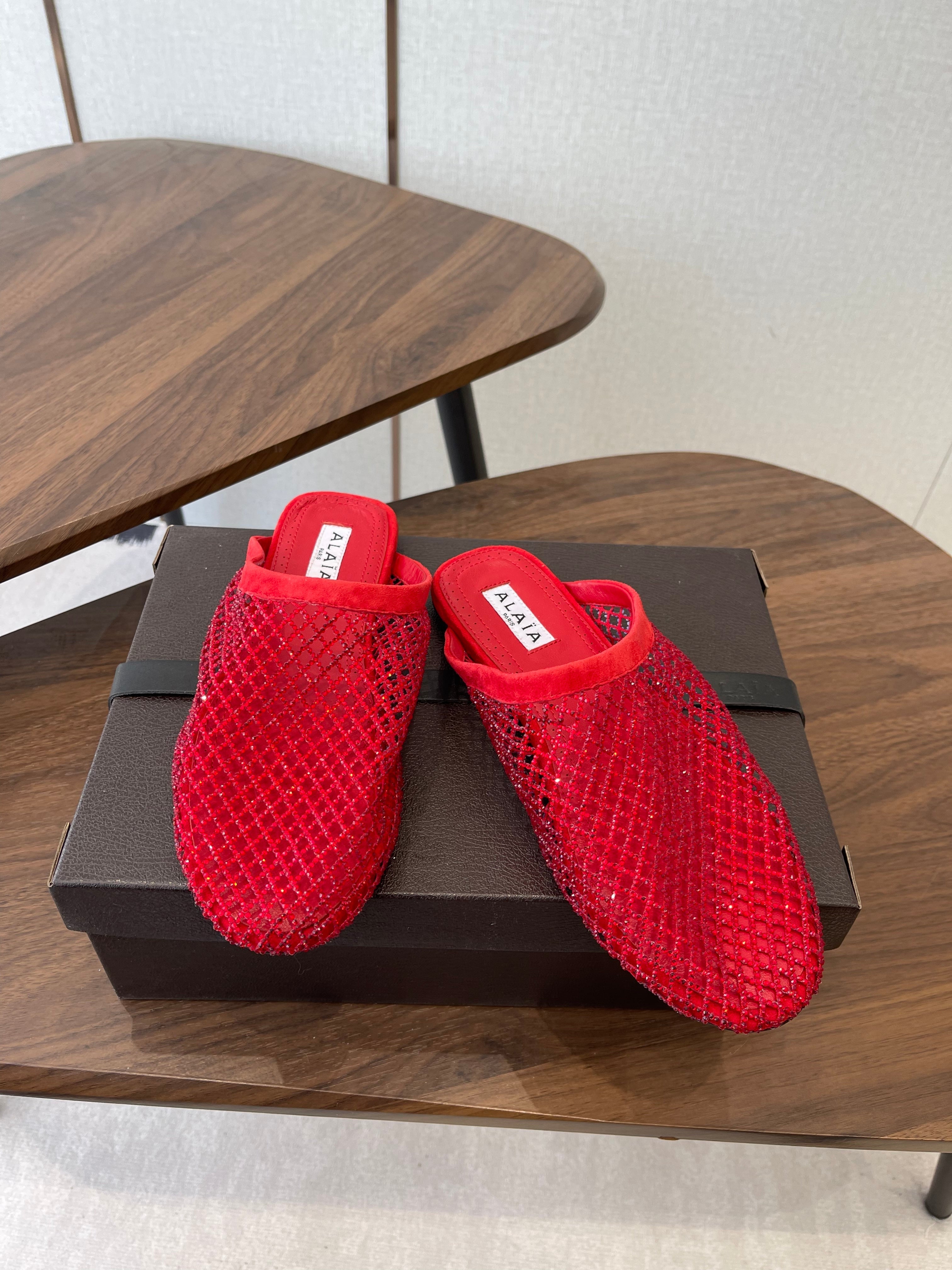 ALAIA 26S FLAT MULES IN RED SUEDE AND MESH RHINESTONE-EMBELLISHED