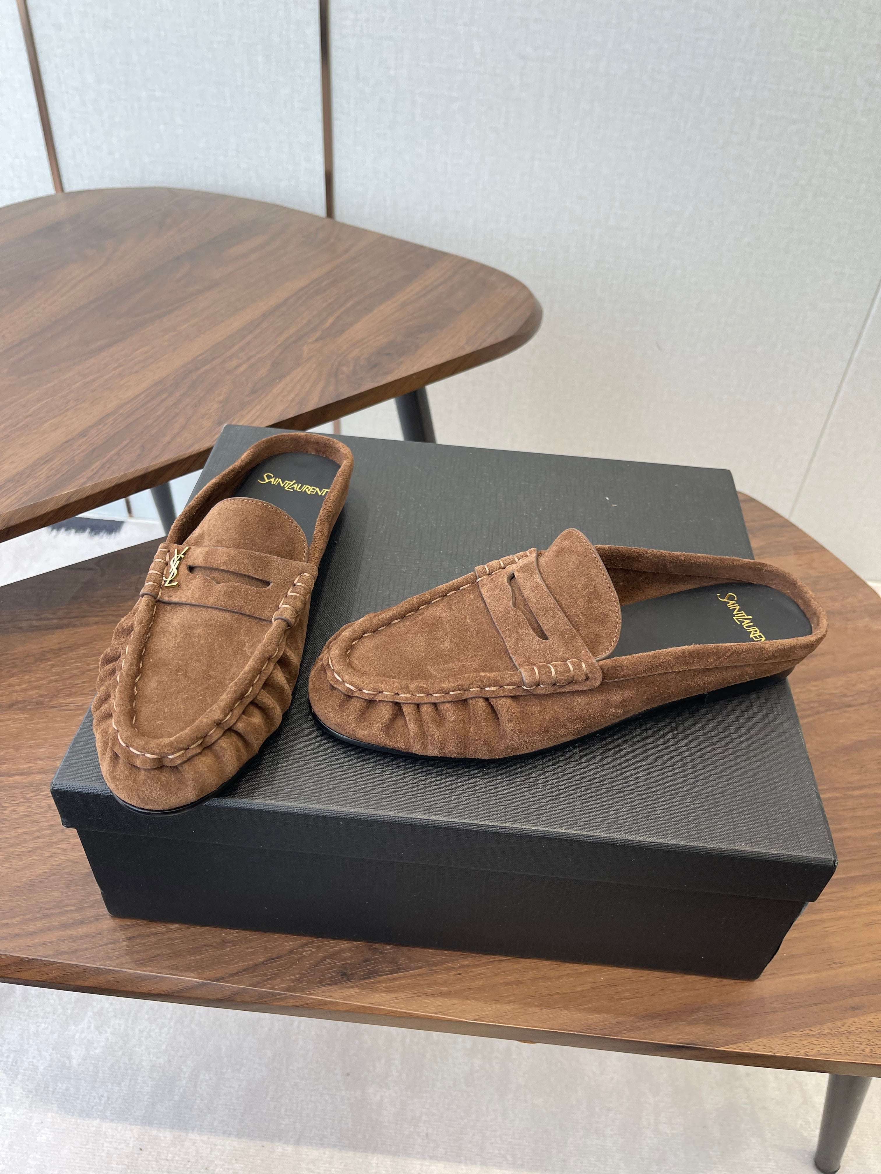 YSL 26S LOAFER MULES IN BROWN SUEDE