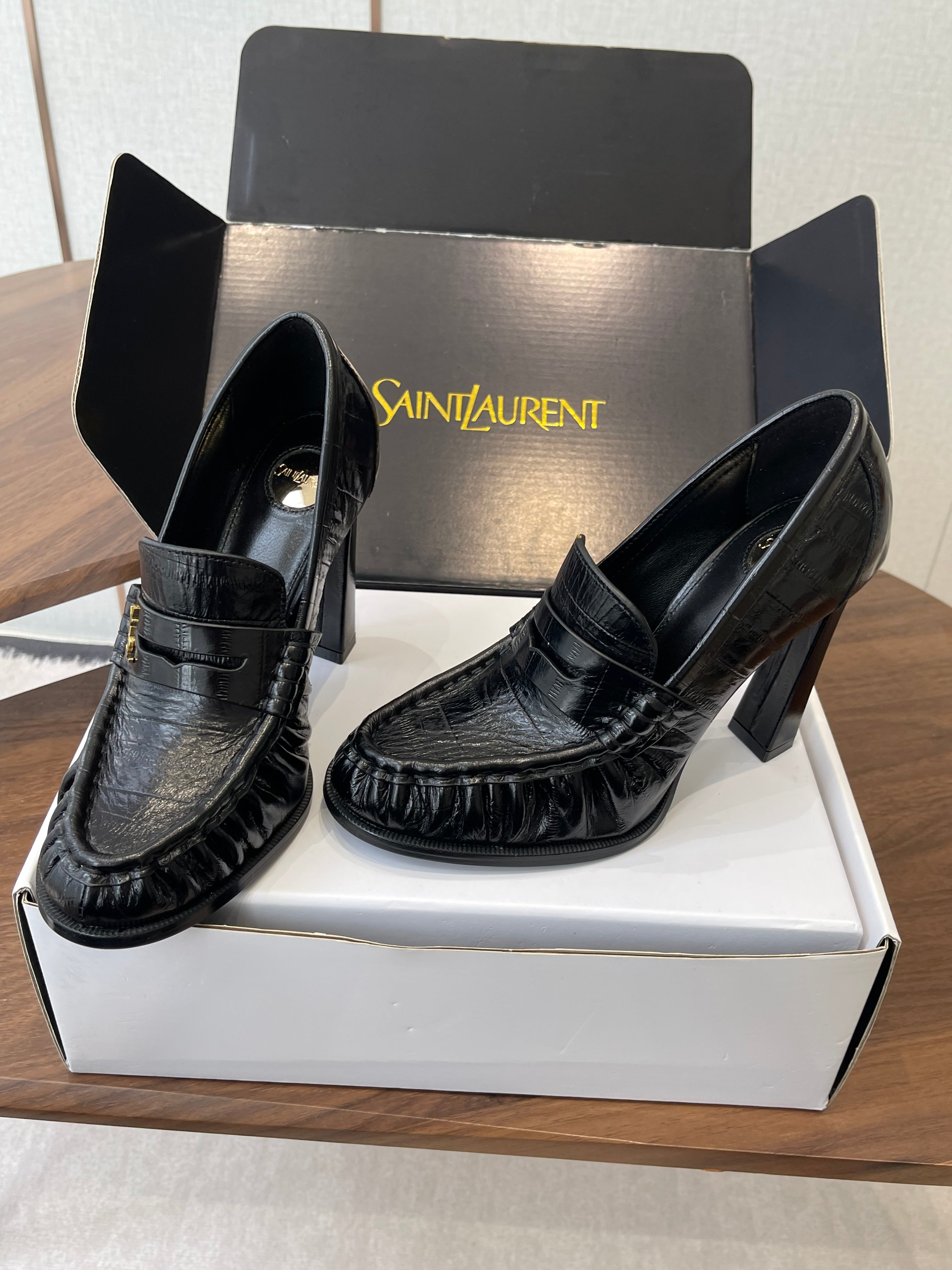YSL 26S HEELED LOAFERS 100 MM IN BLACK SHINY CALFSKIN