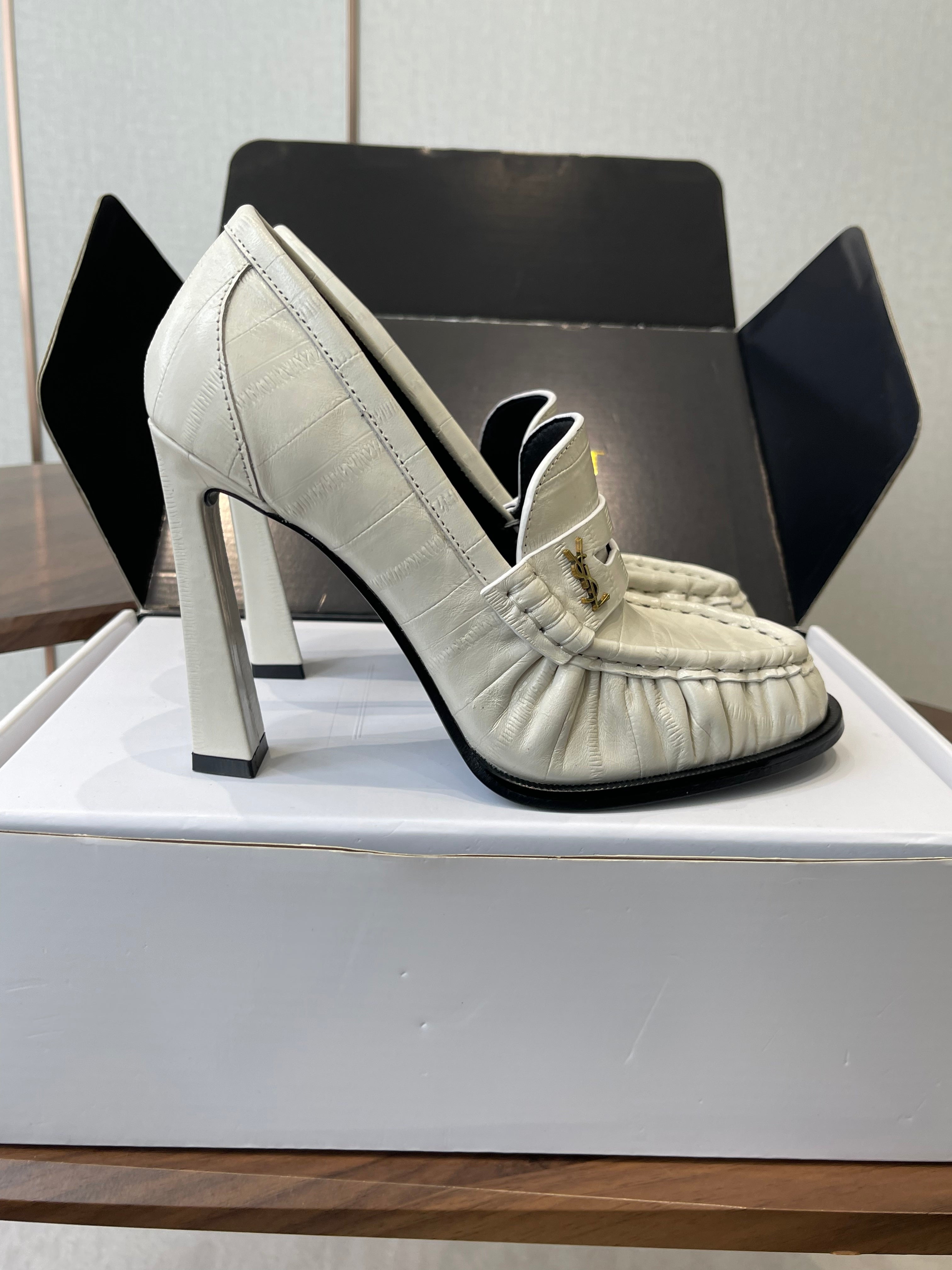 YSL 26S HEELED LOAFERS 100 MM IN WHITE CALFSKIN